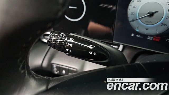 Hyundai AVANTE 2024 — photo 28