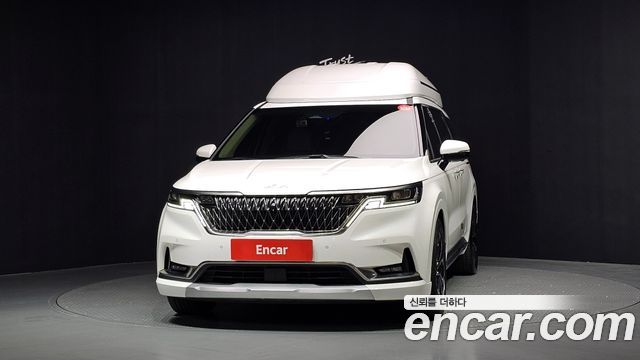 Kia Canival 2023 — photo 3