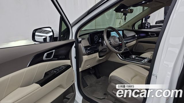 Kia Canival 2023 — photo 13
