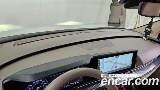 Kia Canival 2023 — photo 21