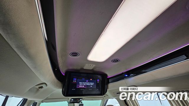 Kia Canival 2023 — photo 22
