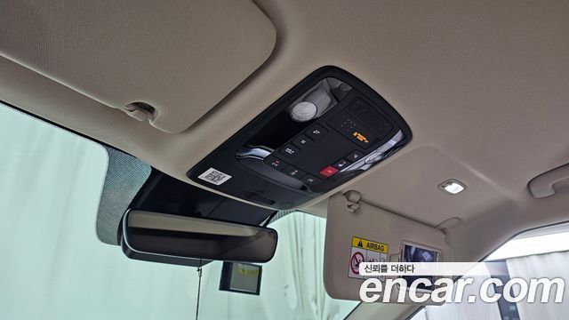 Kia Canival 2023 — photo 29