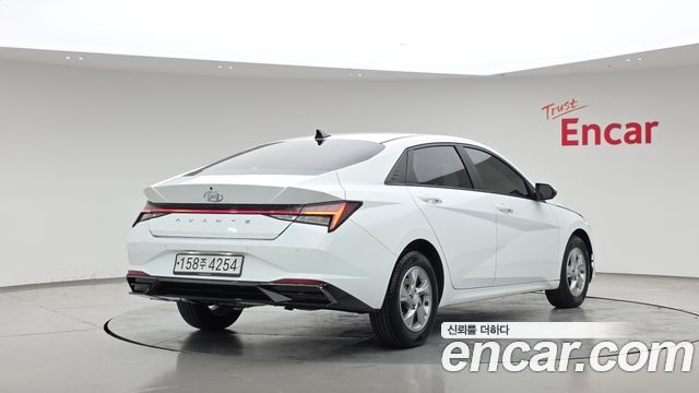 Hyundai AVANTE 2021 — photo 2