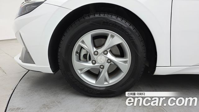 Hyundai AVANTE 2021 — photo 5