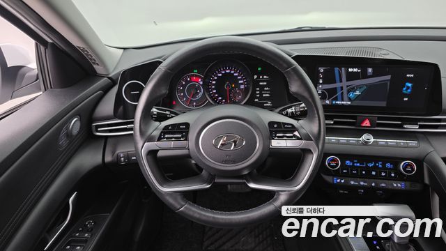 Hyundai AVANTE 2021 — photo 13