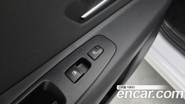 Hyundai AVANTE 2021 — photo 19