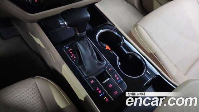 Kia Canival 2020 — photo 12