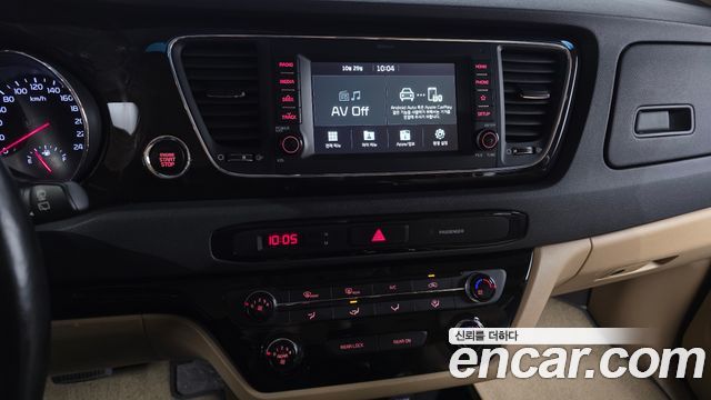 Kia Canival 2020 — photo 20