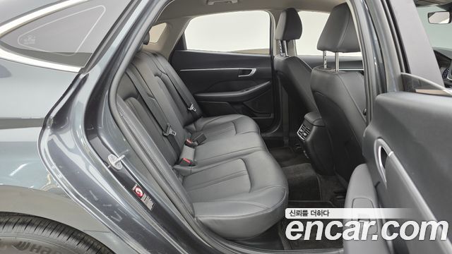 Hyundai Sonata 2023 — photo 12