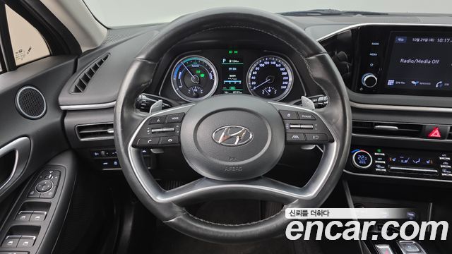 Hyundai Sonata 2023 — photo 13