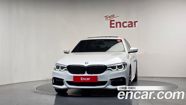 BMW 5-Series 2018 — photo 3
