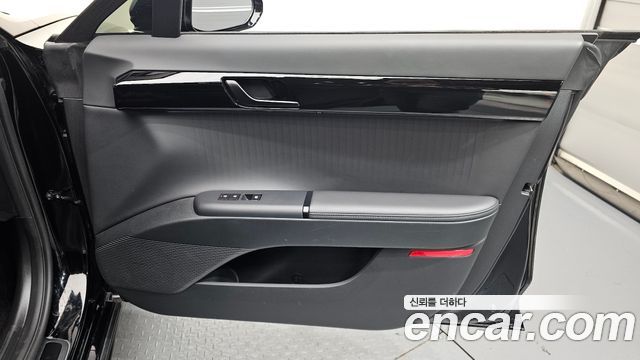 Hyundai Grandeur 2023 — photo 14