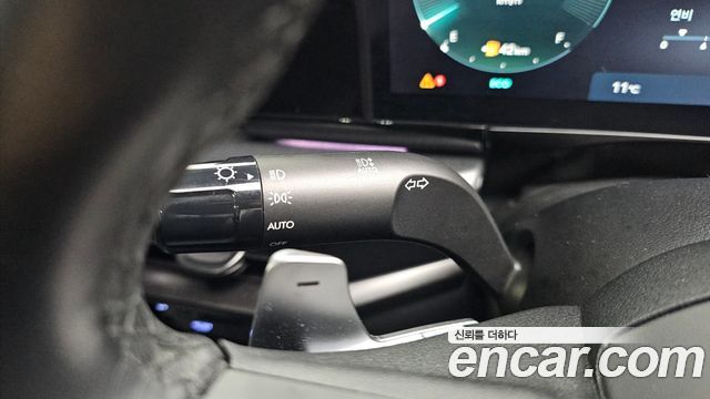 Hyundai Grandeur 2023 — photo 28