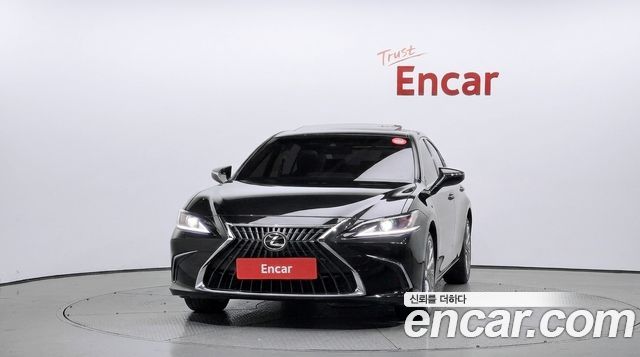 Lexus ES 2023 — photo 3