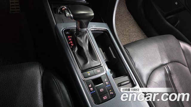 Kia K5 2016 — photo 9