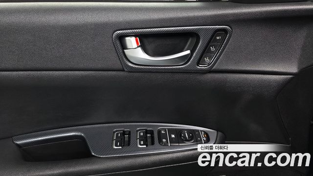 Kia K5 2016 — photo 17