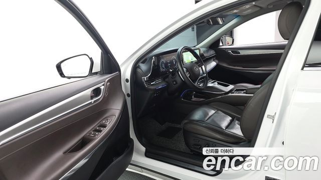 Hyundai Grandeur 2023 — photo 13