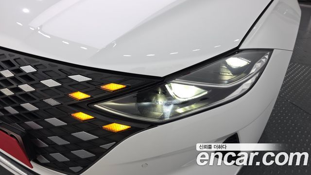Hyundai Grandeur 2023 — photo 8