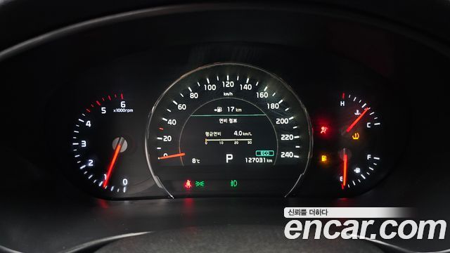 Kia Sorento 2018 — photo 8