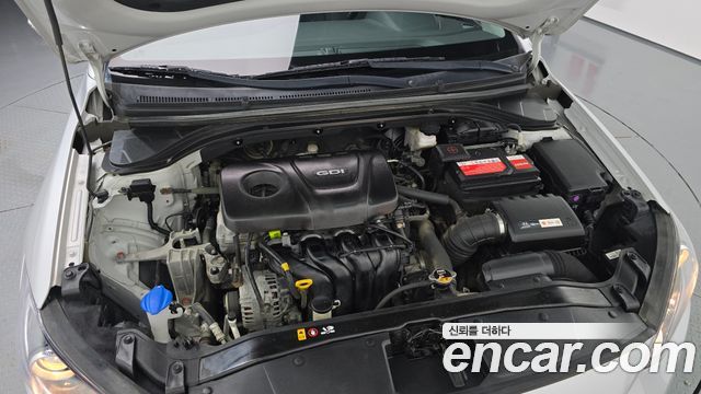 Hyundai AVANTE 2017 — photo 6