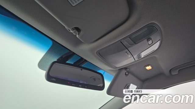 Hyundai AVANTE 2017 — photo 20