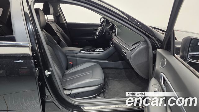 Hyundai Sonata 2020 — photo 17