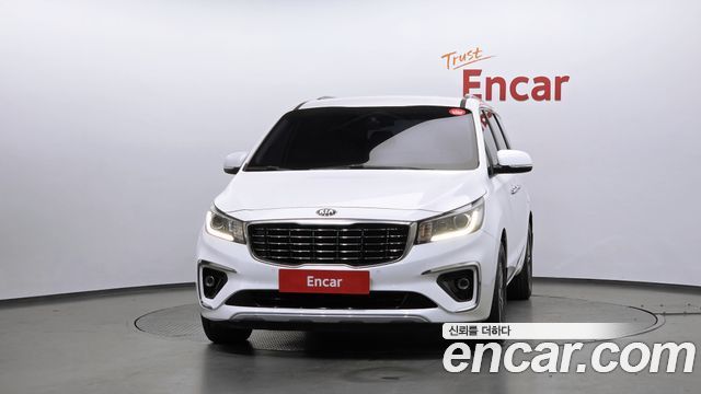 Kia Canival 2019 — photo 3