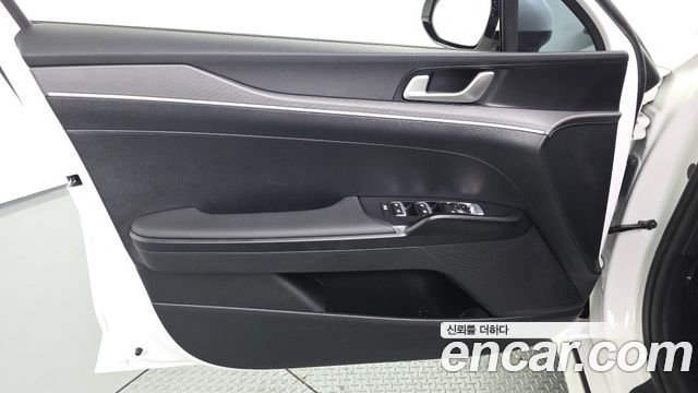 Kia K5 2026 — photo 14