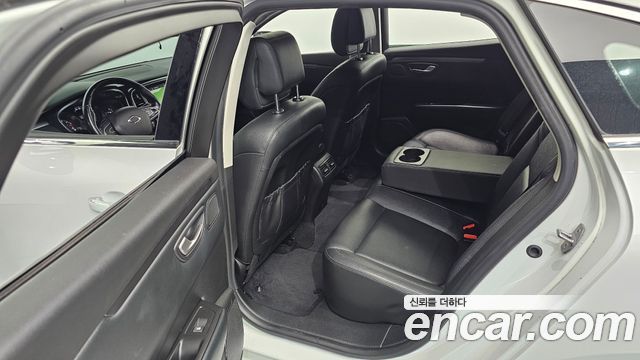 Renault Korea SM6 2017 — photo 11