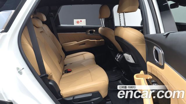 Kia Sorento 2021 — photo 18