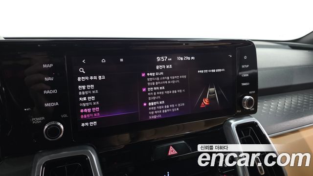 Kia Sorento 2021 — photo 22