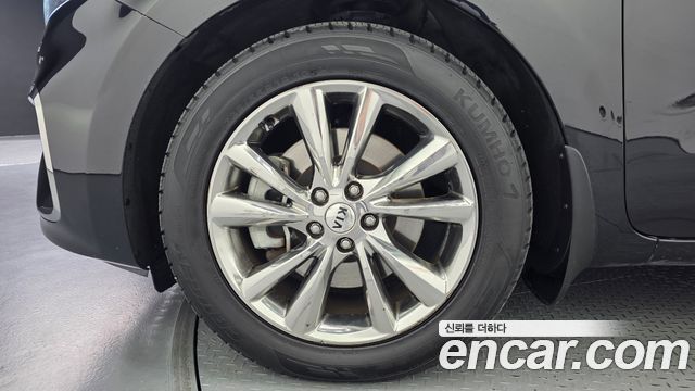 Kia Canival 2019 — photo 5