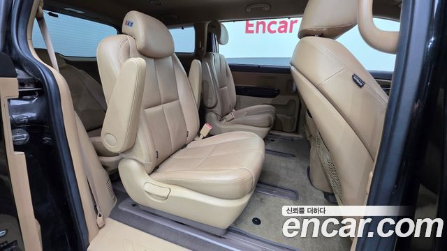 Kia Canival 2019 — photo 19