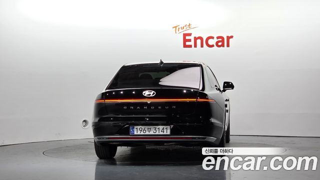 Hyundai Grandeur 2023 — photo 4