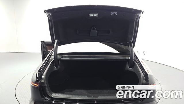 Hyundai Grandeur 2023 — photo 24