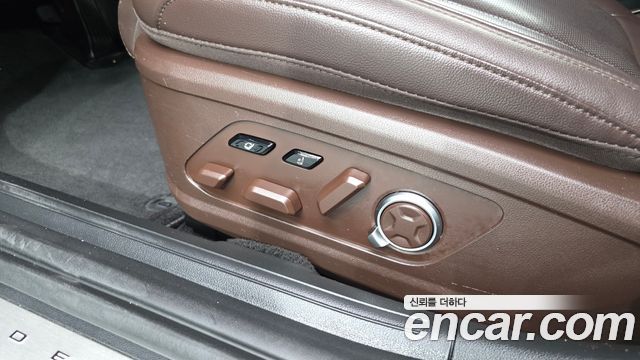 Hyundai Grandeur 2023 — photo 32