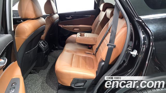 Kia Sorento 2019 — photo 18