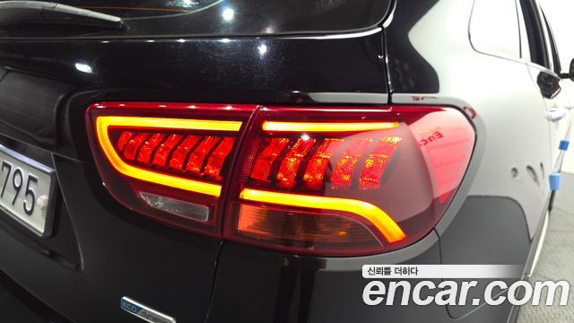 Kia Sorento 2019 — photo 9