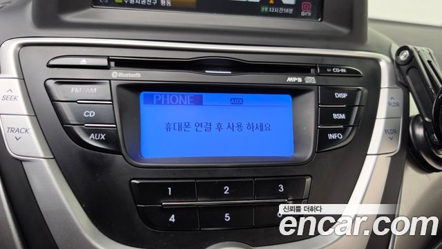 Hyundai AVANTE 2012 — photo 22