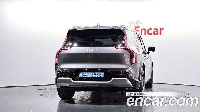 Kia EV9 2024 — photo 4