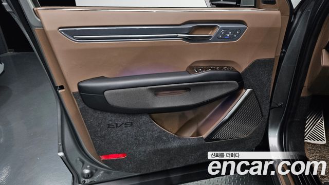 Kia EV9 2024 — photo 14