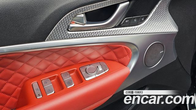 Genesis G70 2021 — photo 12