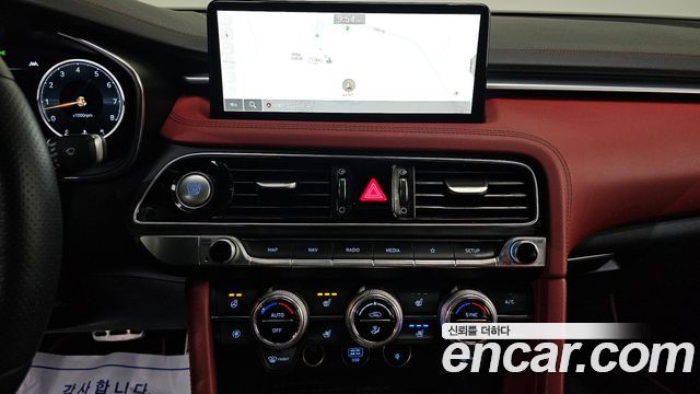 Genesis G70 2021 — photo 14
