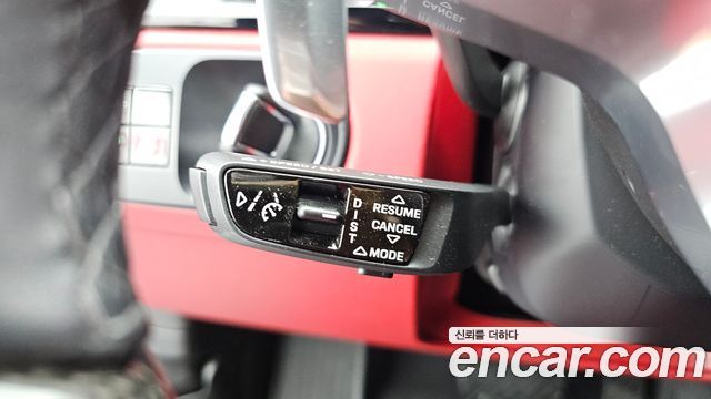 Porsche Cayenne 2021 — photo 29