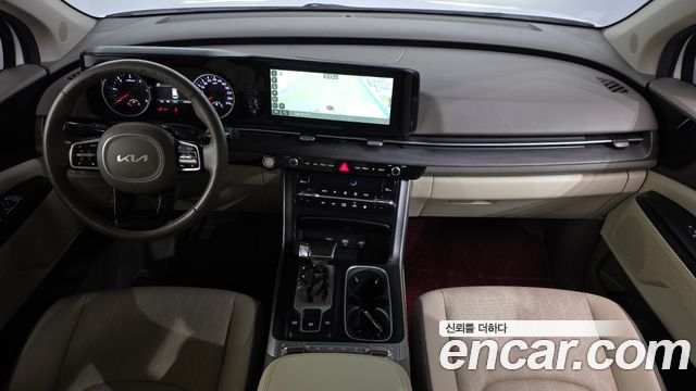 Kia Canival 2023 — photo 10