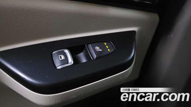 Kia Canival 2023 — photo 25