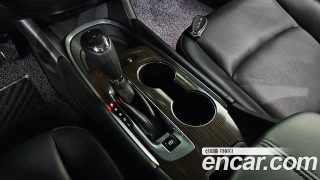 Chevrolet Korea Malibu 2017 — photo 9