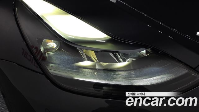 Tesla Model Y 2024 — photo 8