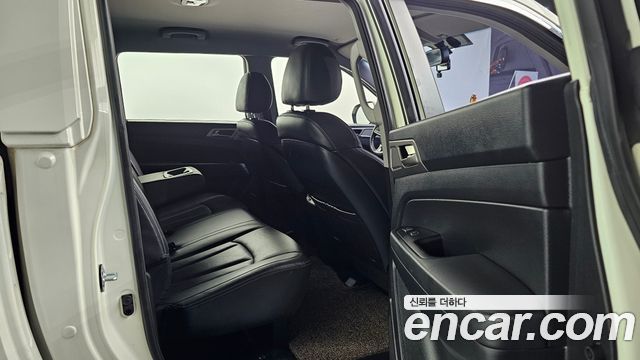 KG Mobility Rexton 2019 — photo 29