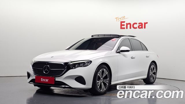 Mercedes-Benz E-Class 2024 — photo 1